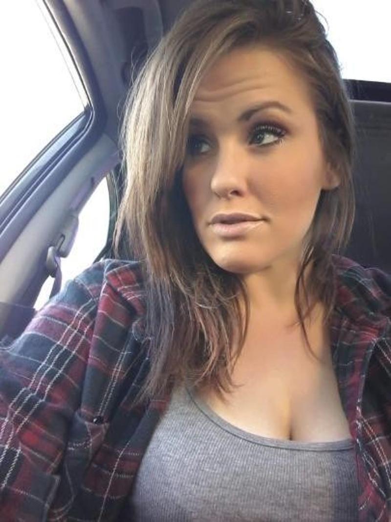 ❤ ❤ ❤ Blow-job outside & maybe car fun.... ❤ ❤ ❤