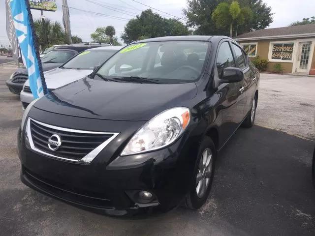  2012 Nissan Versa 1.6 SL
