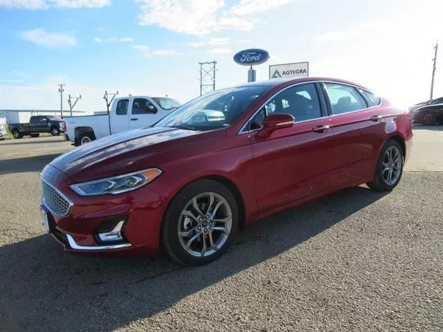  2020 Ford Fusion Hybrid Titanium