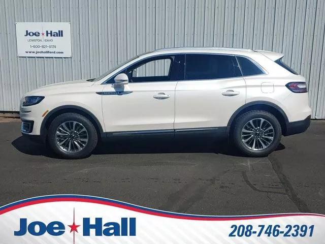  2019 Lincoln Nautilus Select