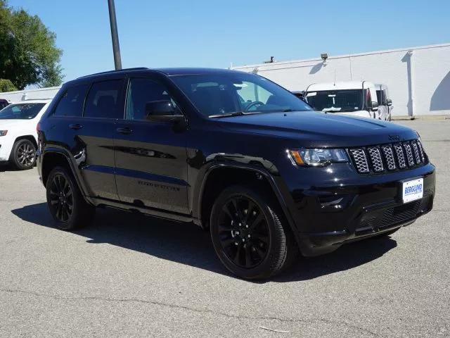  2020 Jeep Grand Cherokee Altitude