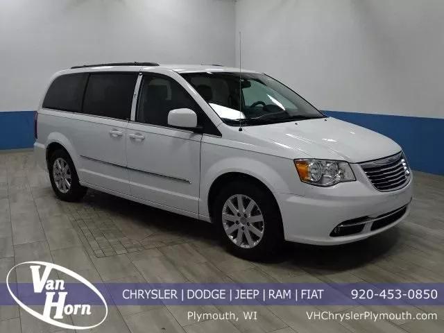  2014 Chrysler Town & Country Touring