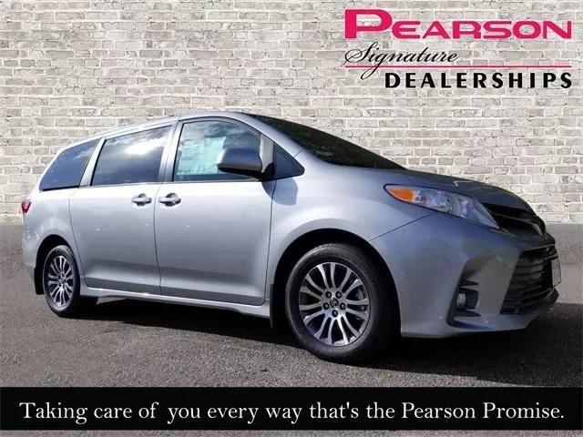  2020 Toyota Sienna XLE