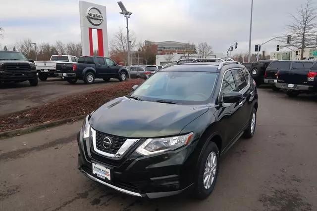  2020 Nissan Rogue SV