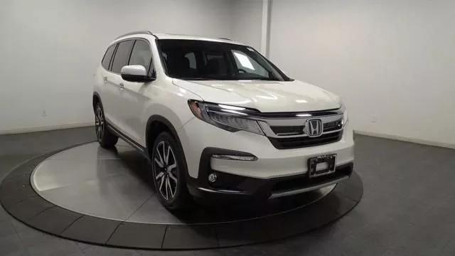  2020 Honda Pilot Touring 8-Passenger