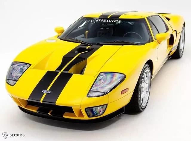  2005 Ford GT Base
