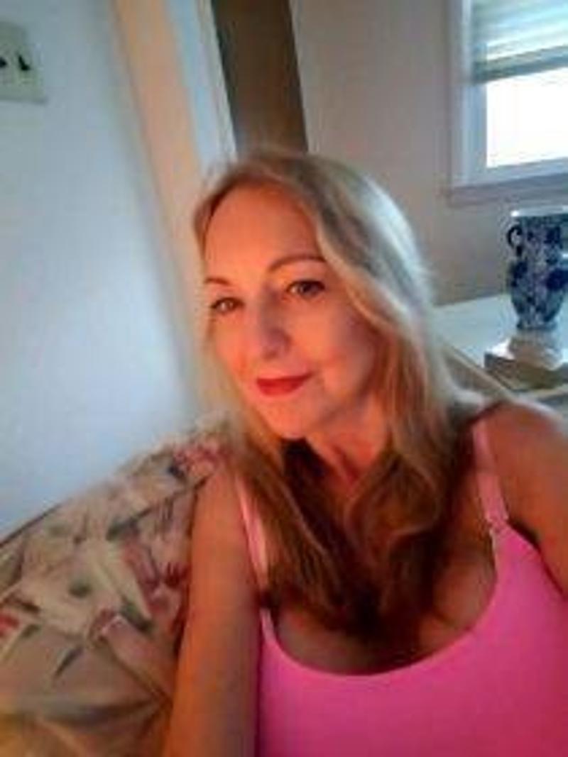 ????VERY SEXY SINGLE OLDER WOMEN READY????ENJOY NICE ASS AND HOT BIG BOO