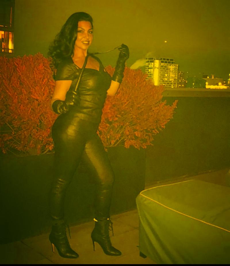 I love to party and get super wild Let me blow your mind my loyal slave